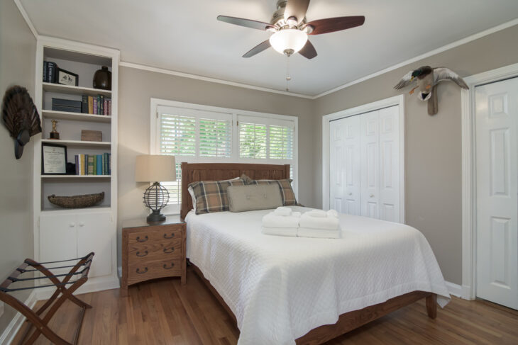 5303FD60-27C8-4C11-B816-E848EFC43730_1_105_c