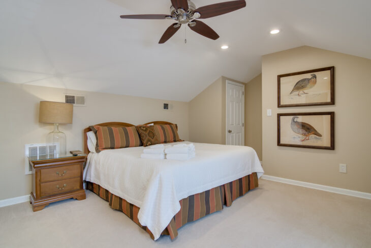 98FA6526-F215-439C-B73D-28BE8FD5ADEC_1_105_c